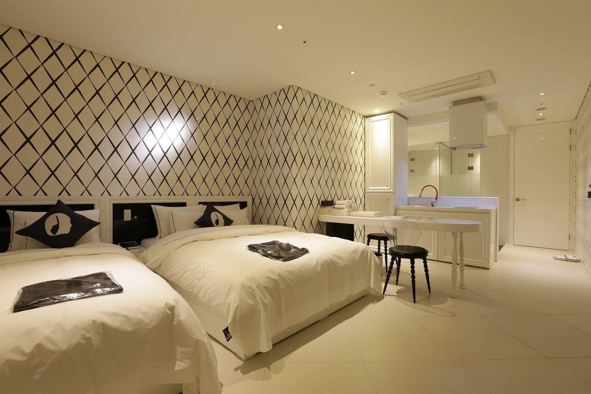 Hotel The Designers อินชอน ภายนอก รูปภาพ