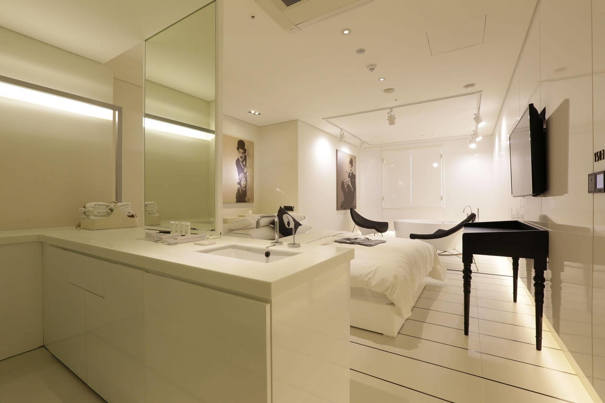 Hotel The Designers อินชอน ภายนอก รูปภาพ